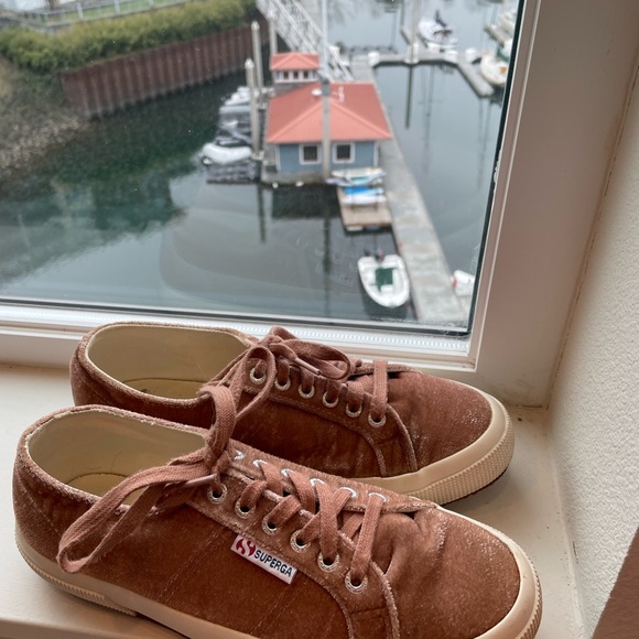 Superga women’s sneaker, pink crushed velvet, size 8.5. Price is firm. - Picture 3 of 7